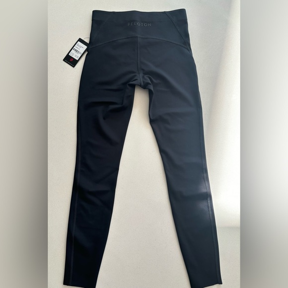 PELOTON Sweat To Street Ponte Pant/Leggings - Picture 4 of 8